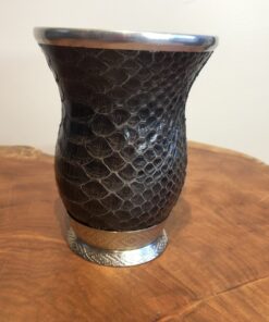 Cuia de couro Cobra Pé Cromado