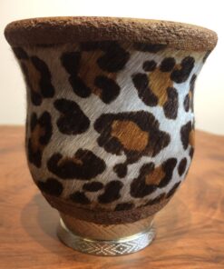 cuia animal print leopardo pé cromado