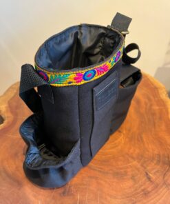 Alternative view of Mateira Galope Lona Preta - Faixa Floral Amarela