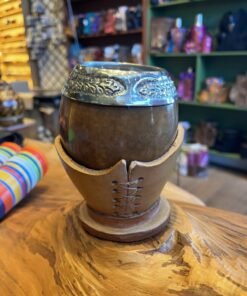 Cuia Torpedo Clara em Alpaca Cincelada com Suporte